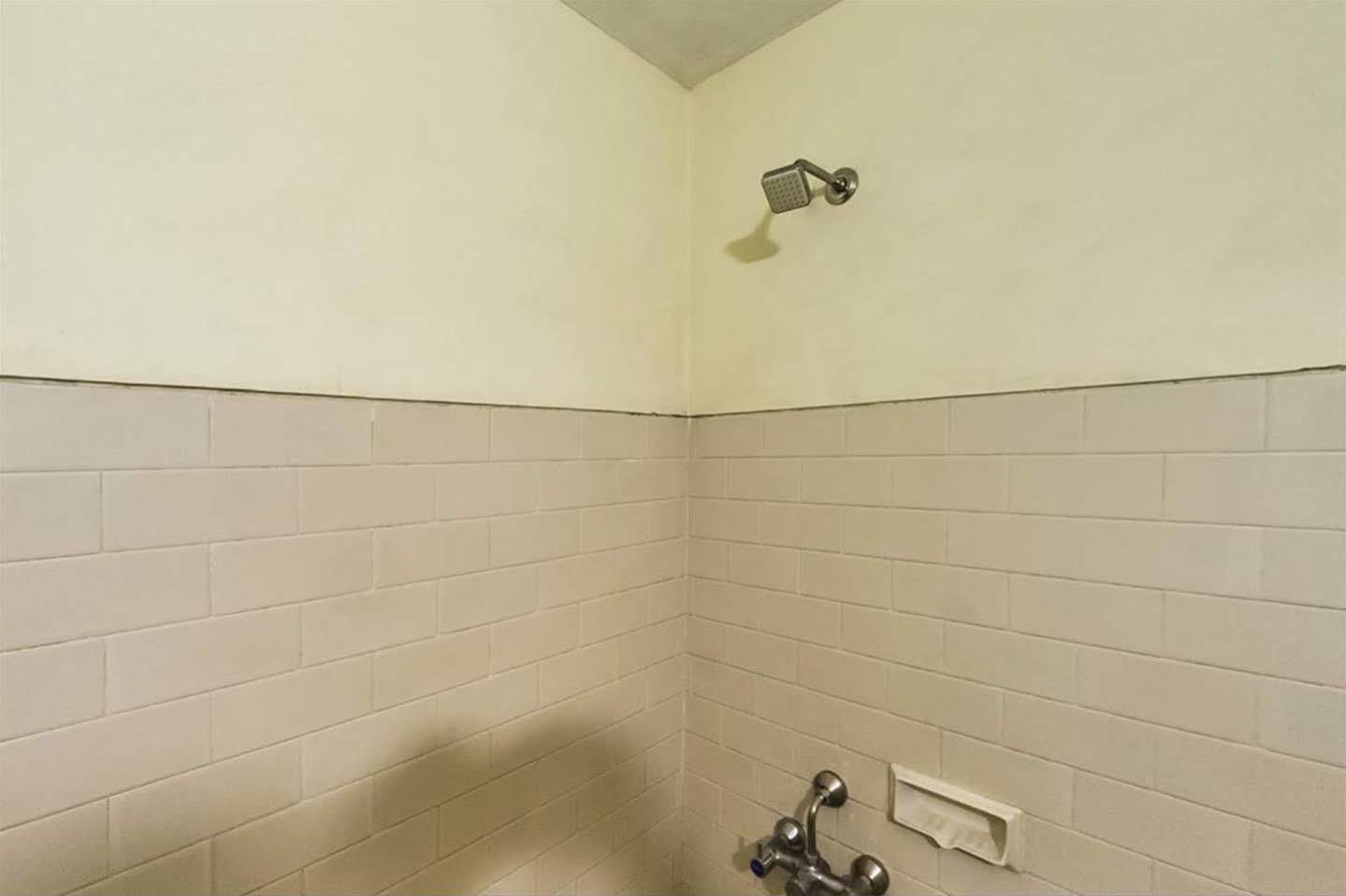 Отель Senthil Residency Диндуккал Экстерьер фото