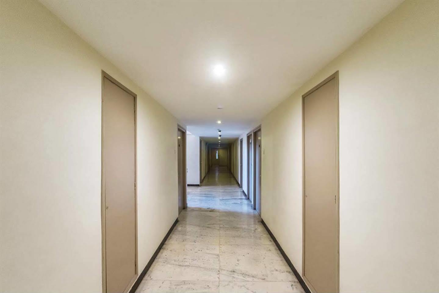 Отель Senthil Residency Диндуккал Экстерьер фото